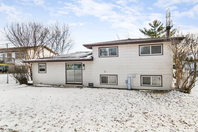 $284,700 | 1116 Amherst Lane, University Park, IL 60484