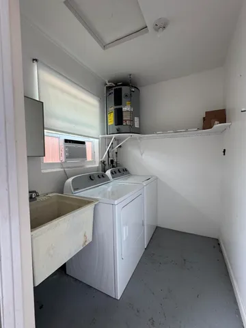 $3,000 | 110 North Las Olas Drive, Jensen Beach, FL 34957