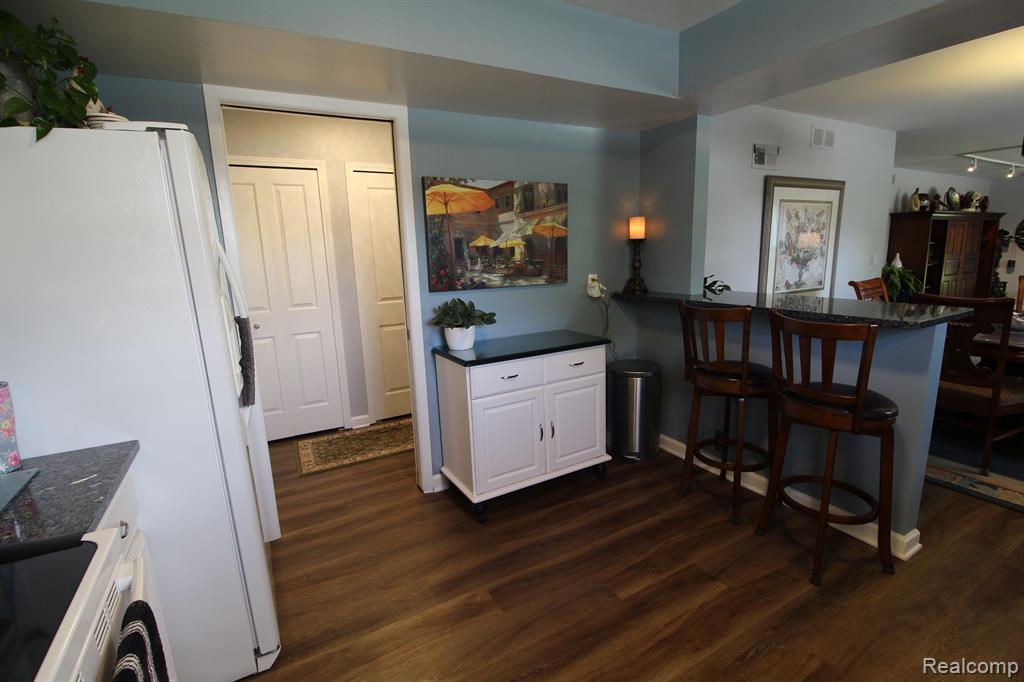 31775 Ridgeside Drive, Unit 2 Farmington Hills, MI 48334 - Photo 24 of 90