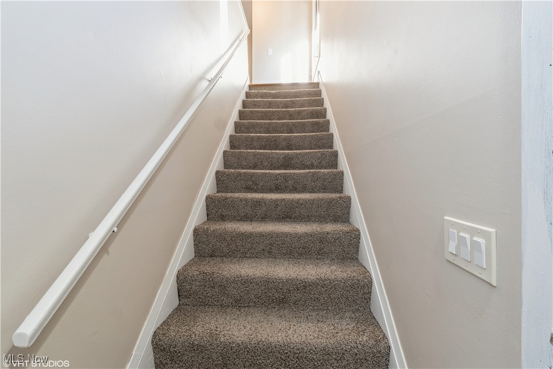 3725 Mayfield Road Cleveland Heights, OH 44121 - Photo 3 of 16 Staircase featuring carpet floors