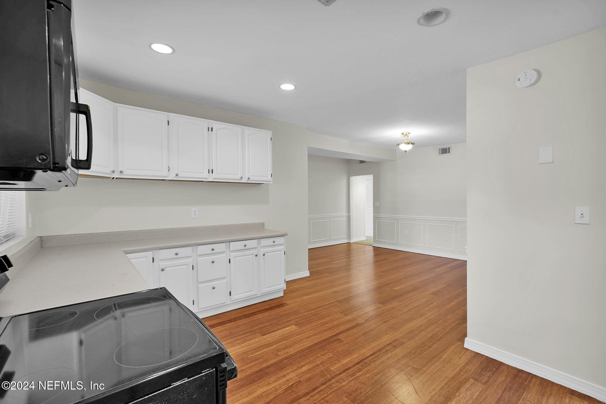 8052 Carlotta Road South Jacksonville, FL 32211 - Photo 16 of 38 16-web-or-mls-8052 carlotta_016