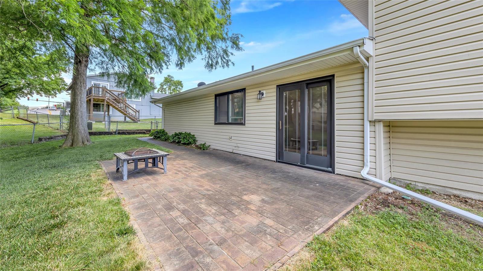 3 Creekside Drive St. Peters, MO 63376 - Photo 30 of 34