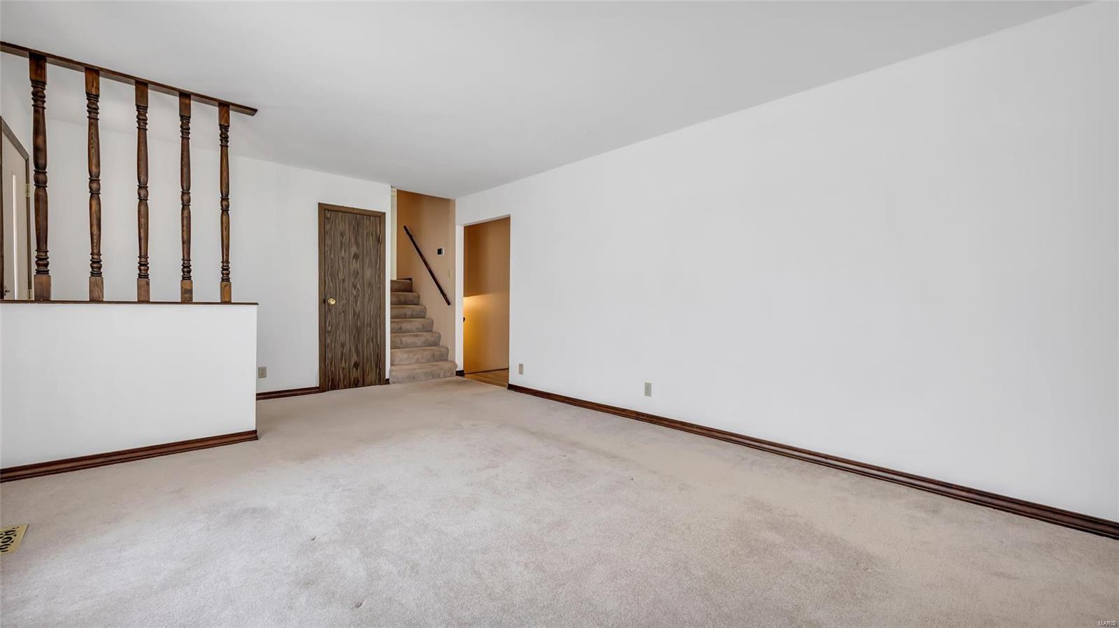 3 Creekside Drive St. Peters, MO 63376 - Photo 8 of 34