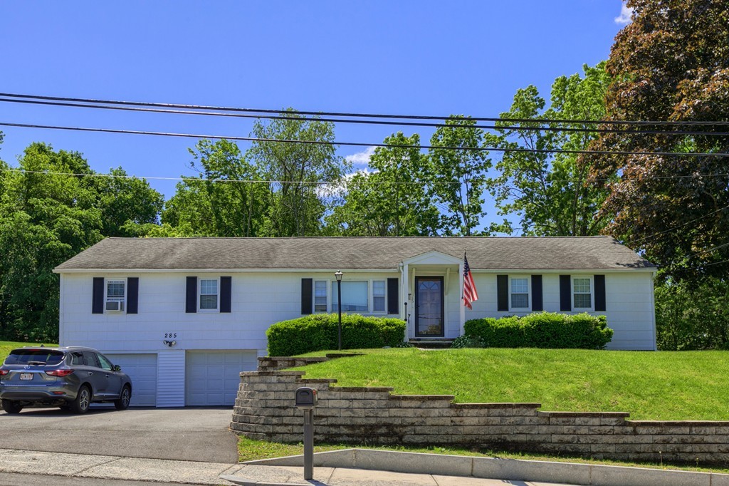 285 River Road Tewksbury, MA 01876 - Photo 1 of 17 Gallery Image 1