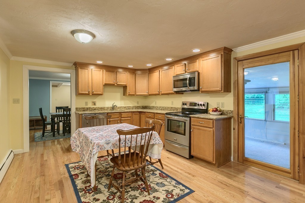 285 River Road Tewksbury, MA 01876 - Photo 4 of 17 Gallery Image 4