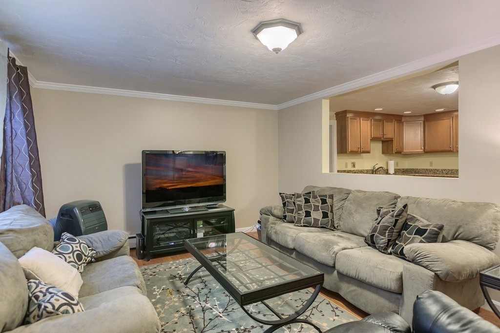 285 River Road Tewksbury, MA 01876 - Photo 5 of 17 Gallery Image 5