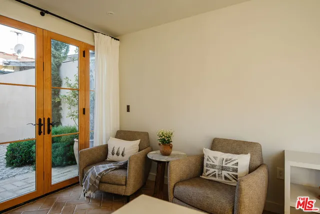 $2,950 | 2640 Clyde Avenue, Unit ADU, Los Angeles, CA 90016