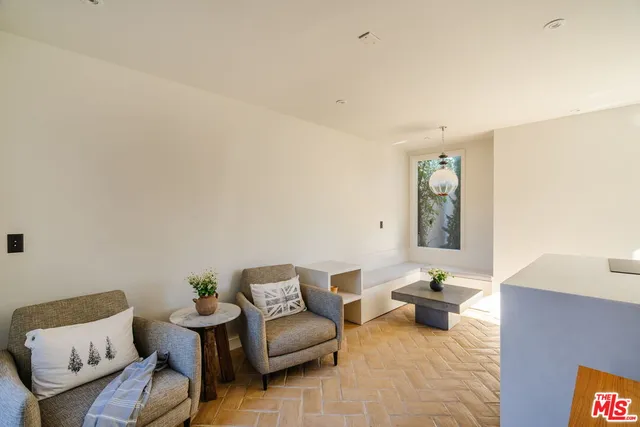 $2,950 | 2640 Clyde Avenue, Unit ADU, Los Angeles, CA 90016