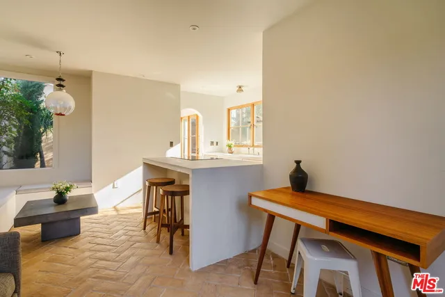 $2,950 | 2640 Clyde Avenue, Unit ADU, Los Angeles, CA 90016