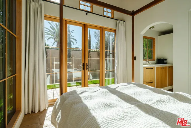 $2,950 | 2640 Clyde Avenue, Unit ADU, Los Angeles, CA 90016