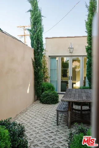 $2,950 | 2640 Clyde Avenue, Unit ADU, Los Angeles, CA 90016