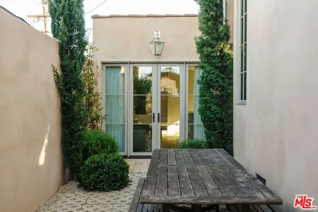 $2,950 | 2640 Clyde Avenue, Unit ADU, Los Angeles, CA 90016