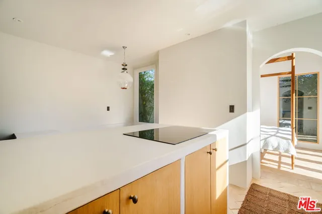 $2,950 | 2640 Clyde Avenue, Unit ADU, Los Angeles, CA 90016