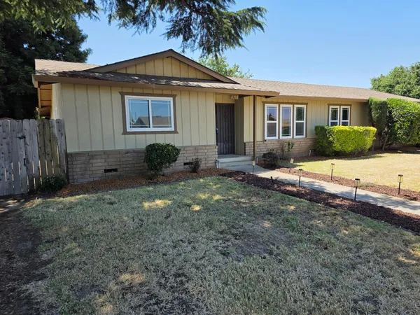 $466,500 | 3712 East Orangeburg Avenue, Modesto, CA 95355