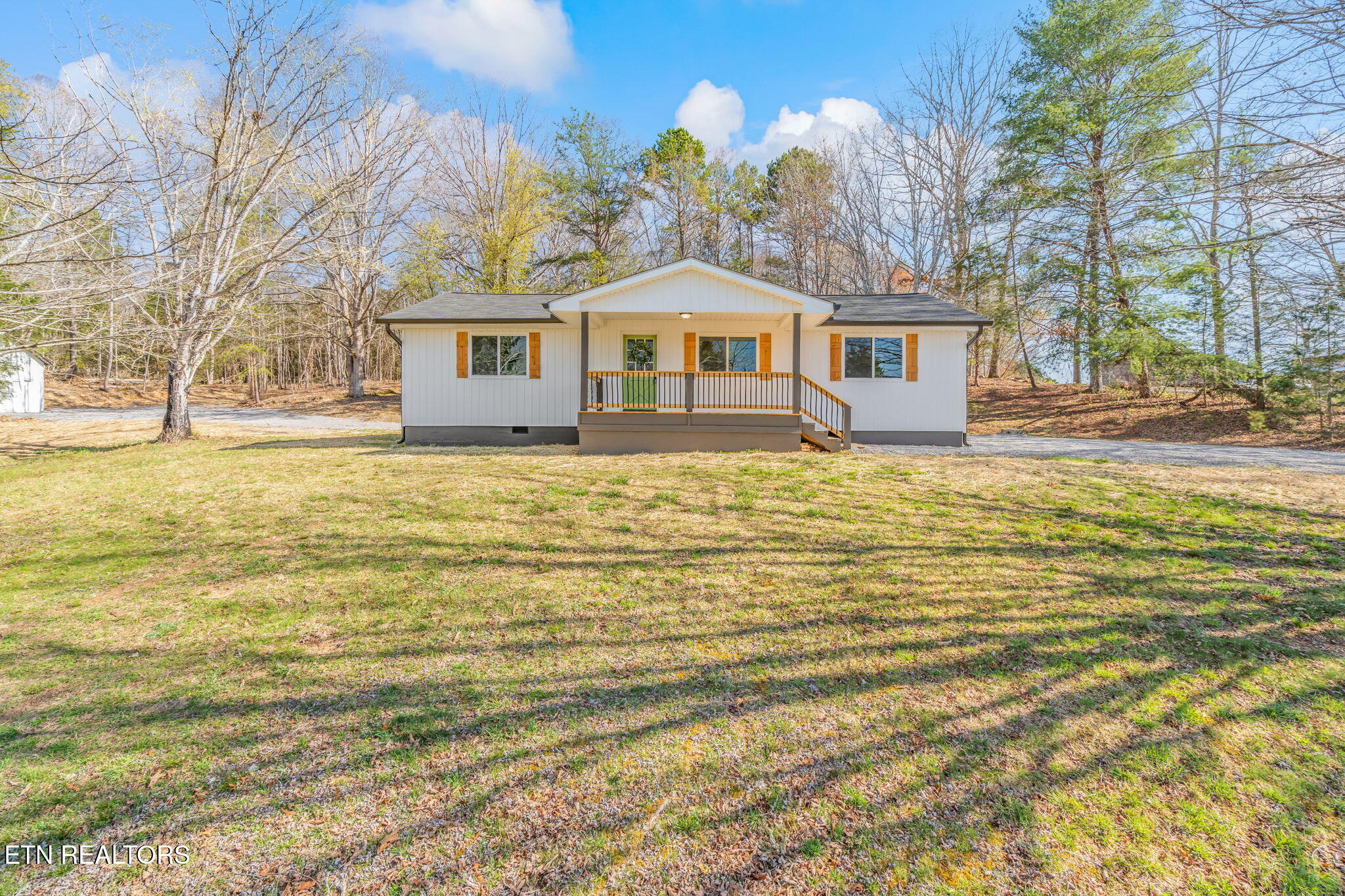 434 Pattie Gap Road Philadelphia, TN 37846 - Photo 5 of 59 5-web-or-mls-420 Pattie Gap Road-4
