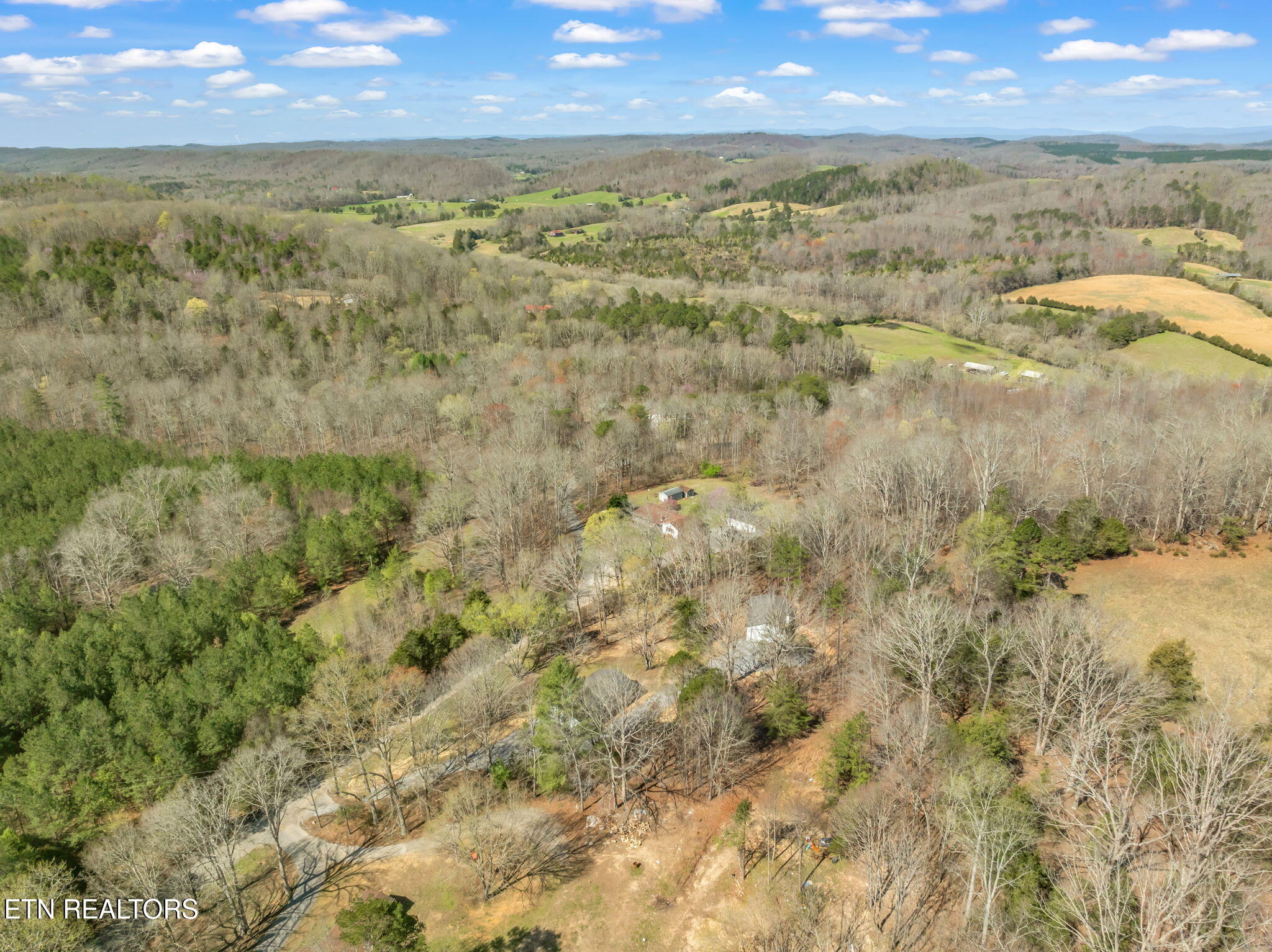 434 Pattie Gap Road Philadelphia, TN 37846 - Photo 53 of 59 54-web-or-mls-420 Pattie Gap Road-54