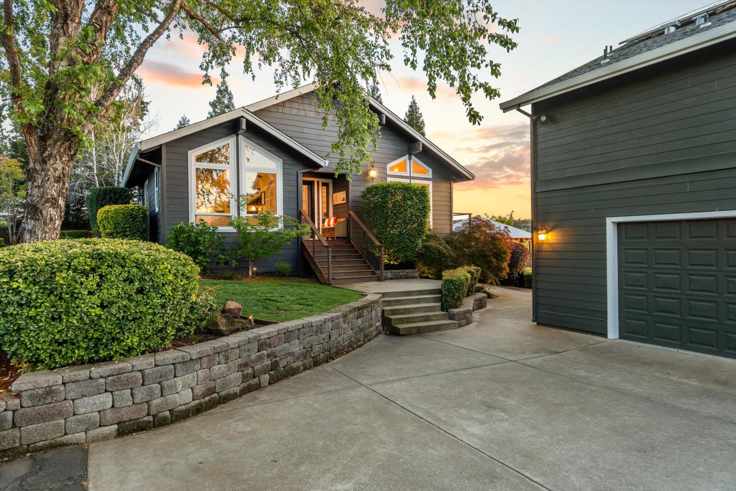 7380 Ridge Road Newcastle, CA 95658 - Photo 68 of 97 a view of a house with backyard and sitting area