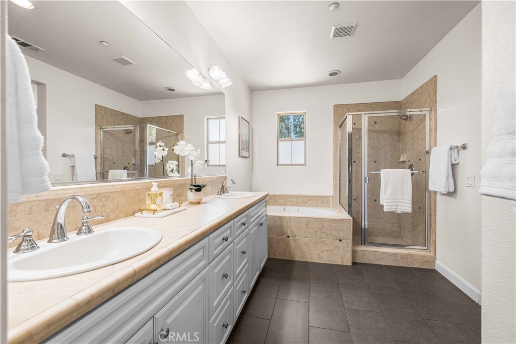 98 Sarabande Irvine, CA 92620 - Photo 26 of 46