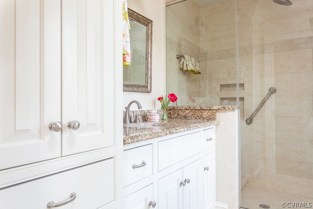 6721 Greenyard Road Chester, VA 23831 - Photo 15 of 46 Master Bath