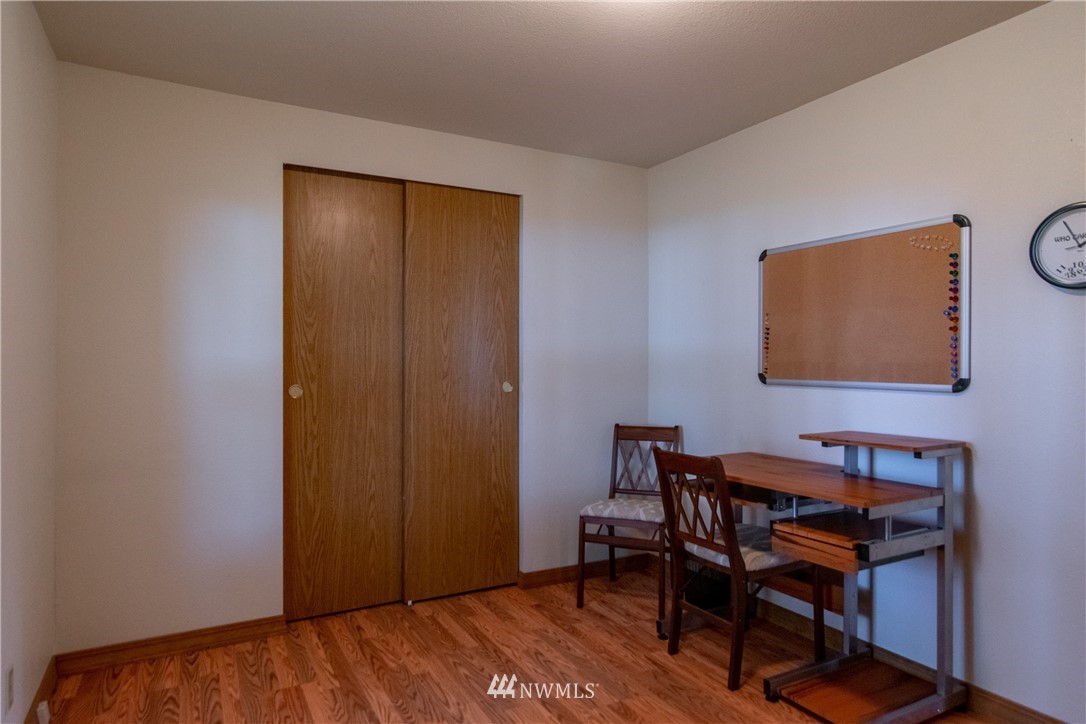 4662 Happy Valley Road Sequim, WA 98382 - Photo 12 of 24 Gallery Image 12