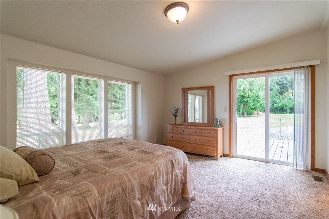 4662 Happy Valley Road Sequim, WA 98382 - Photo 14 of 24 Gallery Image 14