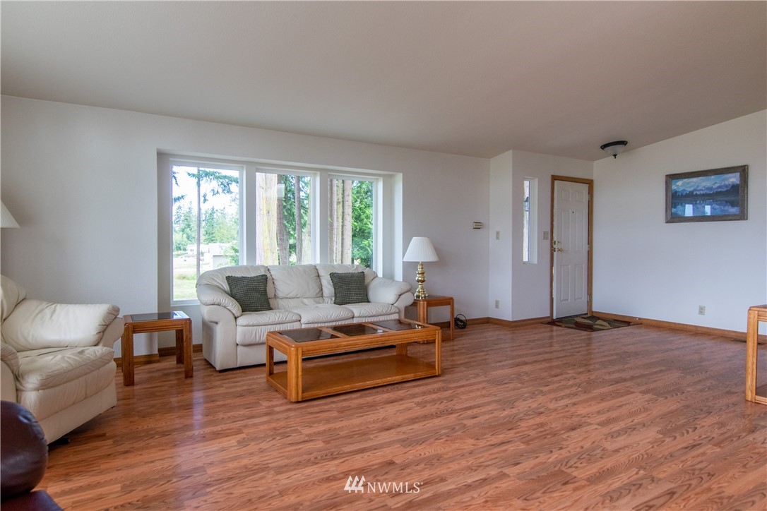 4662 Happy Valley Road Sequim, WA 98382 - Photo 5 of 24 Gallery Image 5