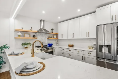 $499,000 | 2145 Buena Vista Boulevard, Vero Beach, FL 32960