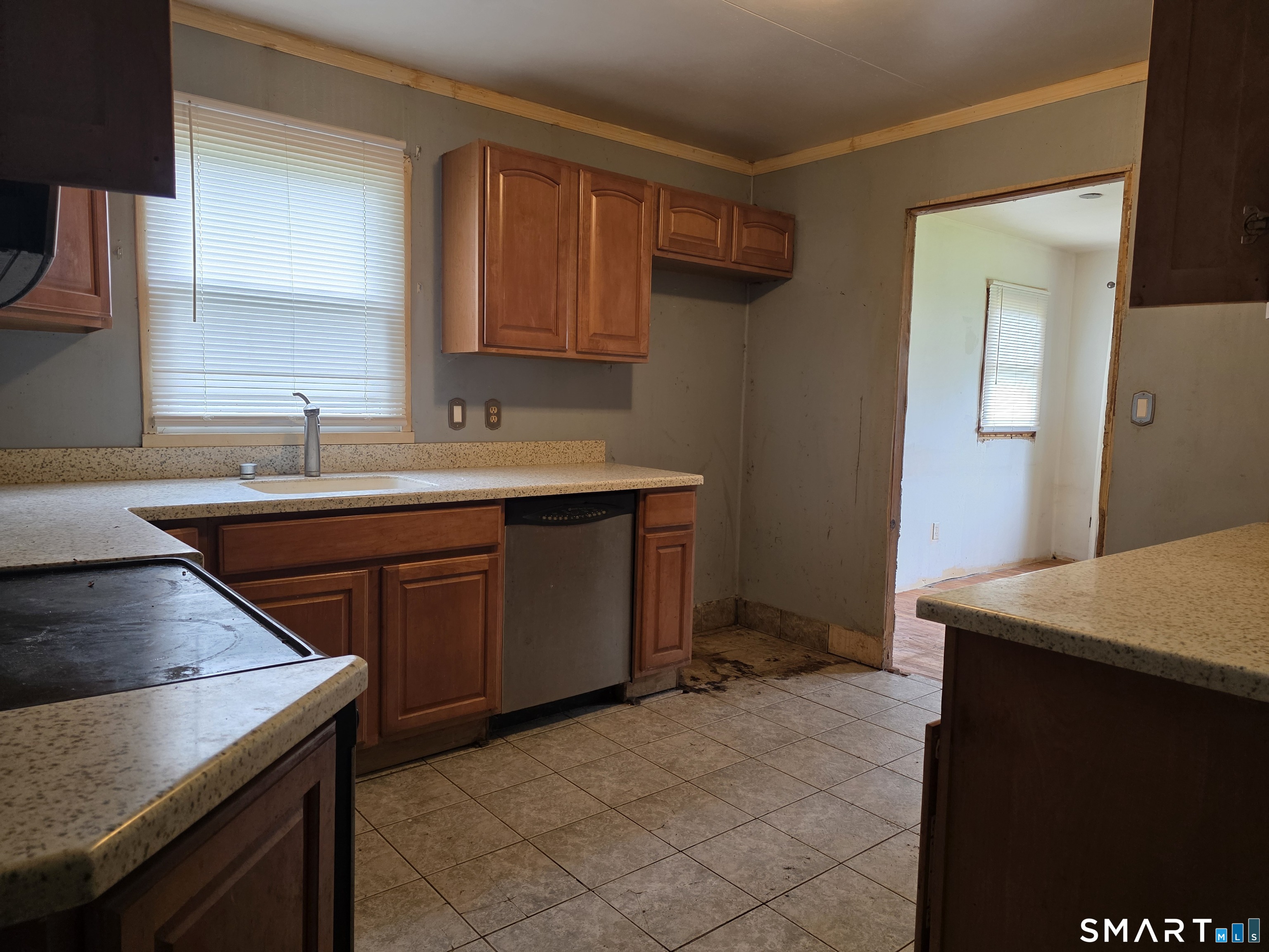 60 Charles Street Meriden, CT 06451 - Photo 4 of 16