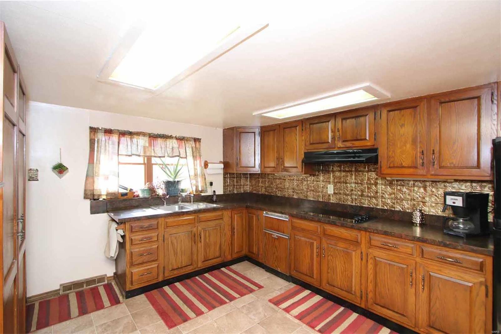 2732 Seiler Road Alton, IL 62002 - Photo 15 of 20