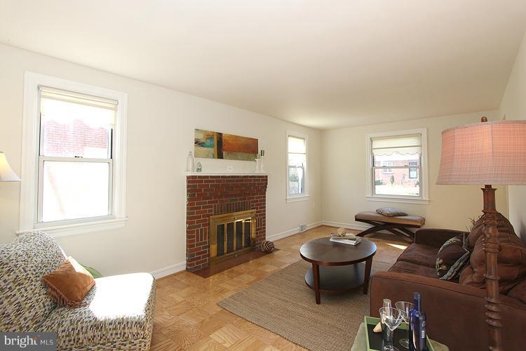 133 Ritchie Avenue Silver Spring, MD 20910 - Photo 6 of 26 Living Room1