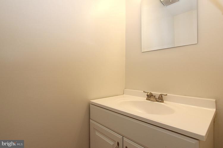 133 Ritchie Avenue Silver Spring, MD 20910 - Photo 8 of 26 powder room