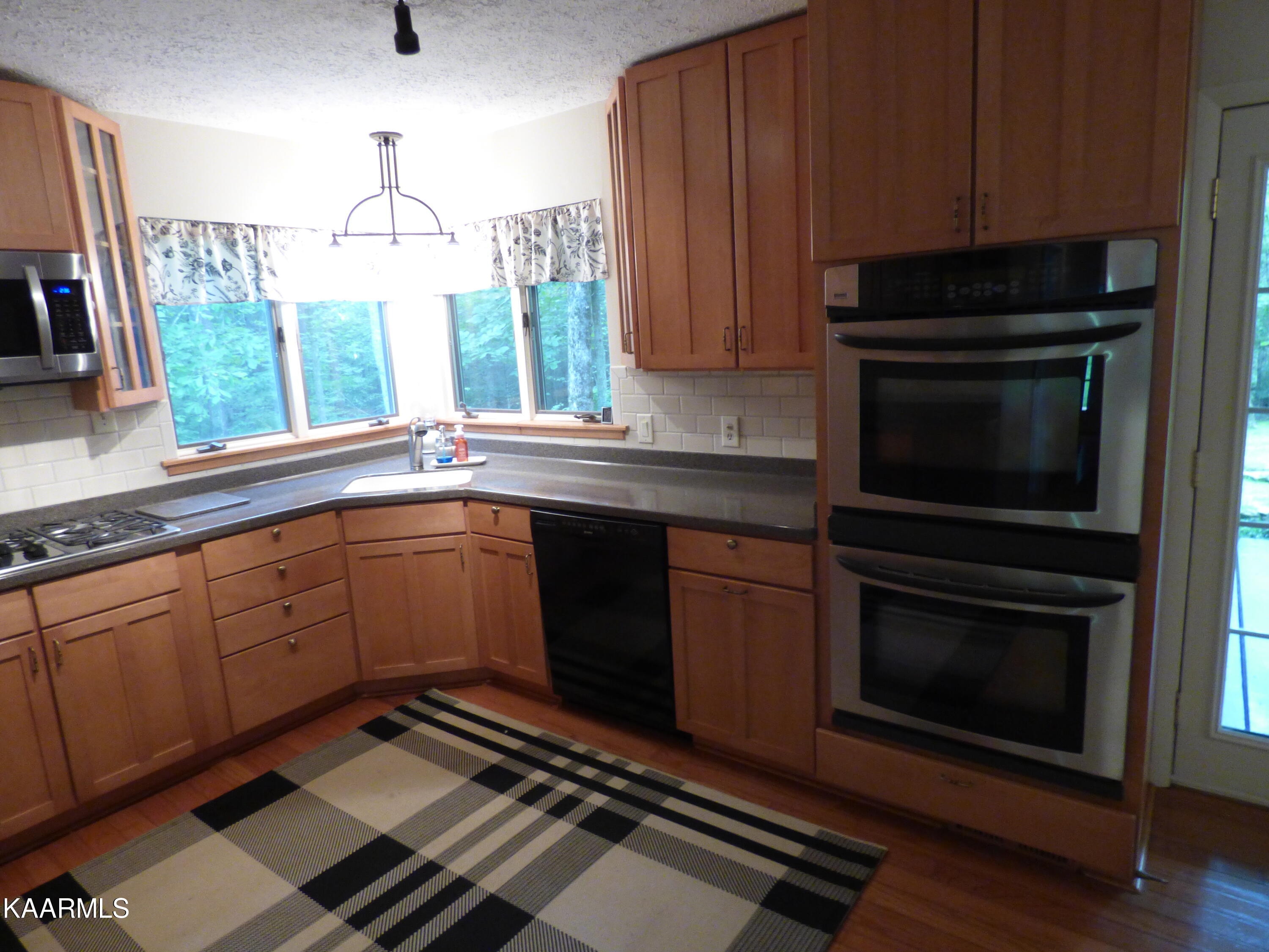 607 Hatler Road Crossville, TN 38555 - Photo 10 of 60 P1070256