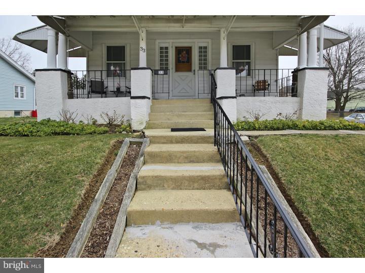 33 Beechwood Road Brookhaven, PA 19015 - Photo 2 of 25 Exterior Front