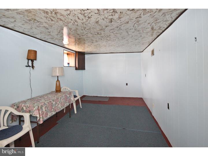 33 Beechwood Road Brookhaven, PA 19015 - Photo 20 of 25 Basement - Finished