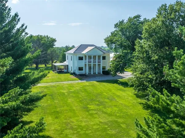 $397,000 | 6585 Northeast Catawba Road, Breckenridge, MO 64625