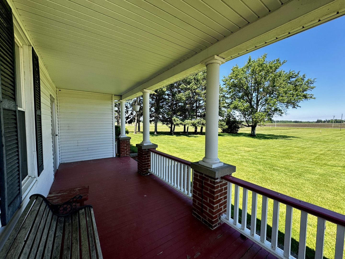 16606 West Backbone Road Princeton, IL 61356 - Photo 5 of 40 a view of a balcony with lake view