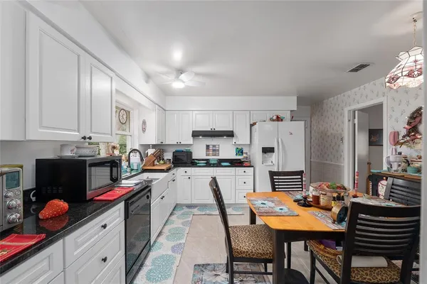 $389,000 | 3710 Northwest 22nd Place, Gainesville, FL 32605