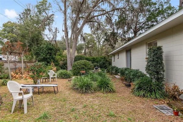 $389,000 | 3710 Northwest 22nd Place, Gainesville, FL 32605