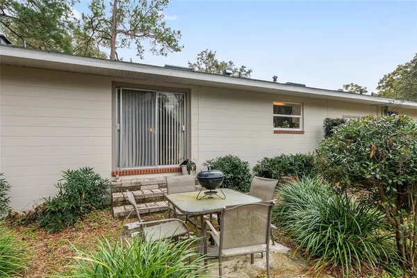 $389,000 | 3710 Northwest 22nd Place, Gainesville, FL 32605