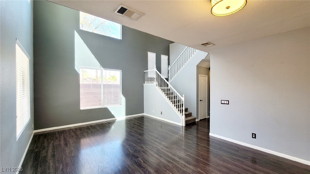 6292 Huntington Ridge Avenue Las Vegas, NV 89139 - Photo 6 of 23