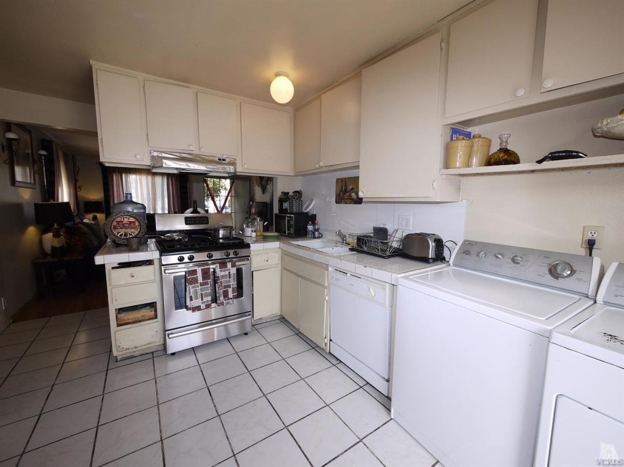 2114 Alexander Street Oxnard, CA 93033 - Photo 5 of 11 Additional Photo