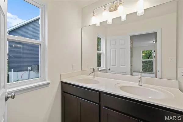 $366,471 | 1030 Westhaven Boulevard, Wentzville, MO 63385