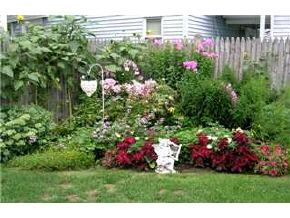 299 Calef Road Manchester, NH 03103 - Photo 2 of 5