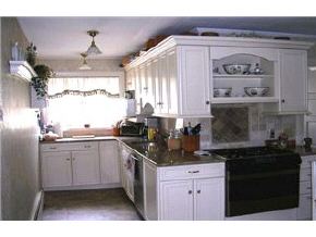 299 Calef Road Manchester, NH 03103 - Photo 4 of 5