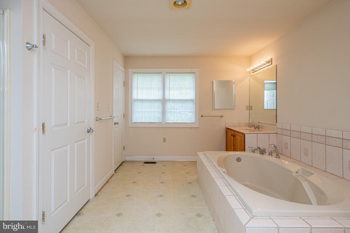 663 Old County Road Mineral, VA 23117 - Photo 24 of 68