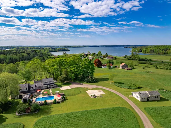 $795,000 | 46 Killeran Lane, Cushing, ME 04563