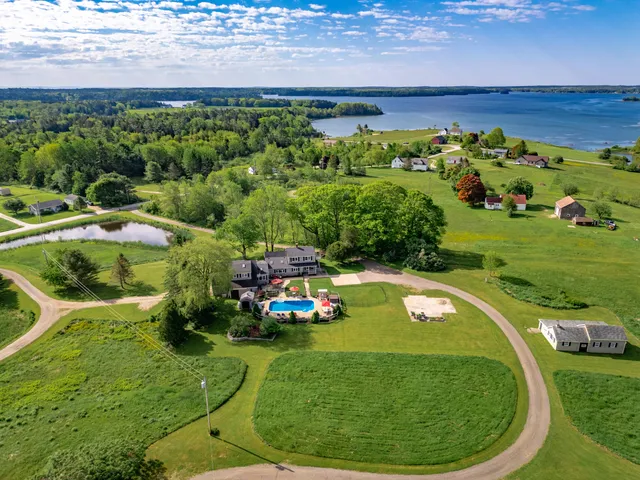 $795,000 | 46 Killeran Lane, Cushing, ME 04563