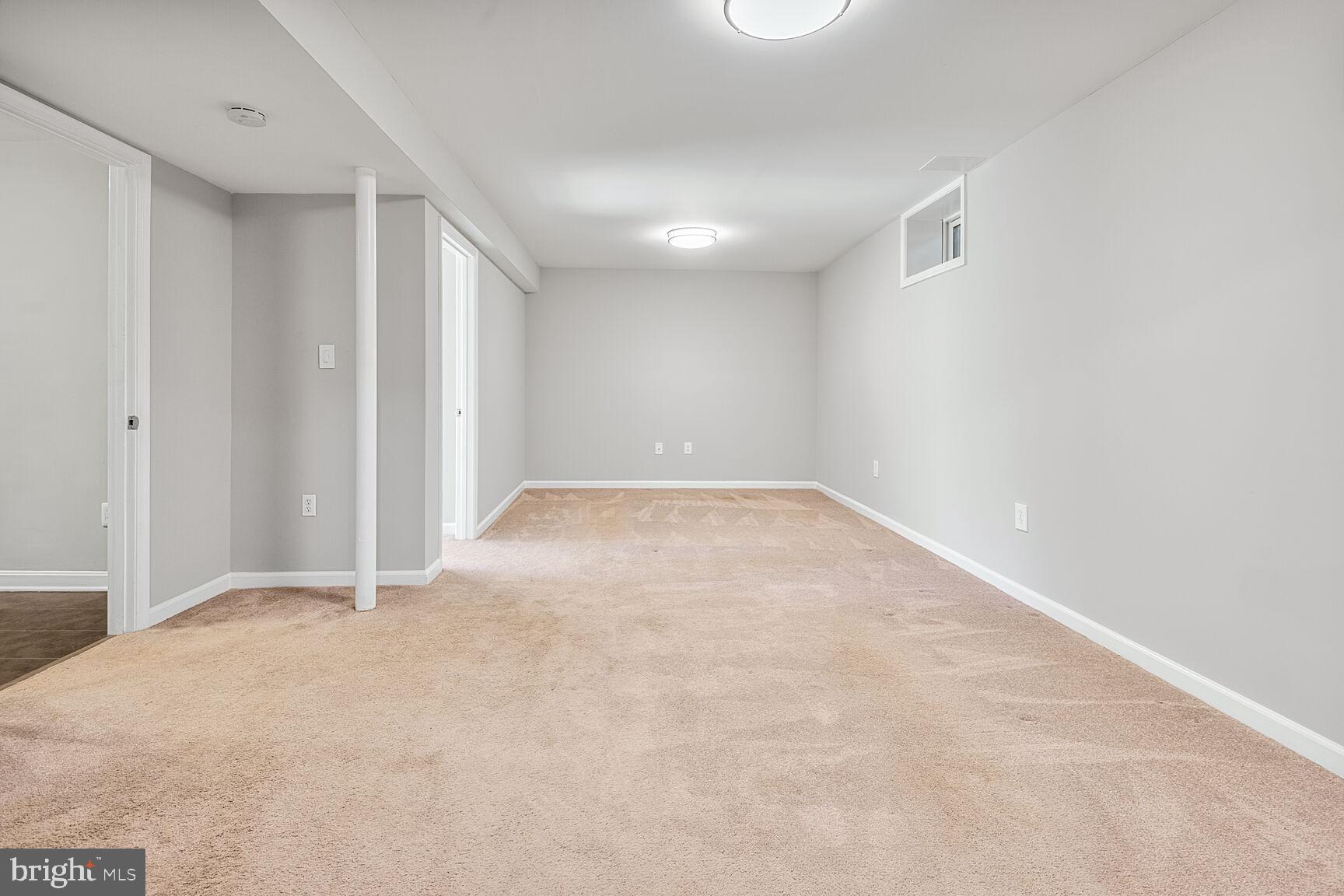 6141 Telegraph Road Alexandria, VA 22310 - Photo 15 of 22 Family Room