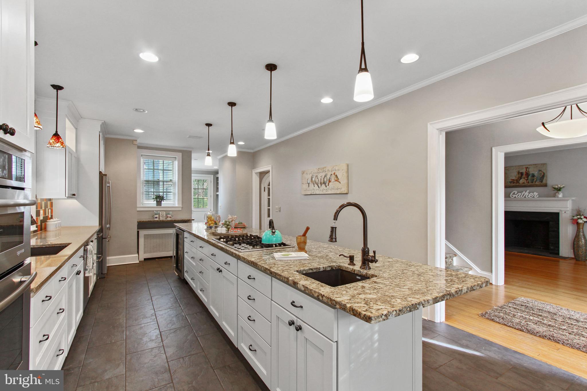608 Somerset Road Baltimore, MD 21210 - Photo 17 of 57