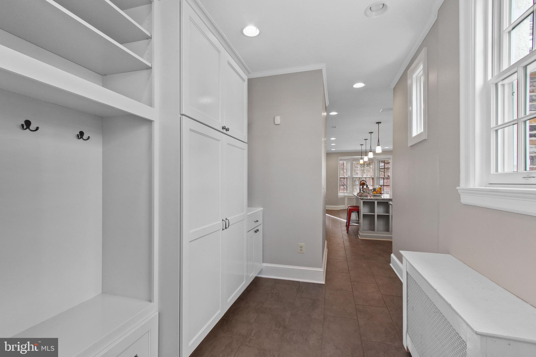 608 Somerset Road Baltimore, MD 21210 - Photo 23 of 57